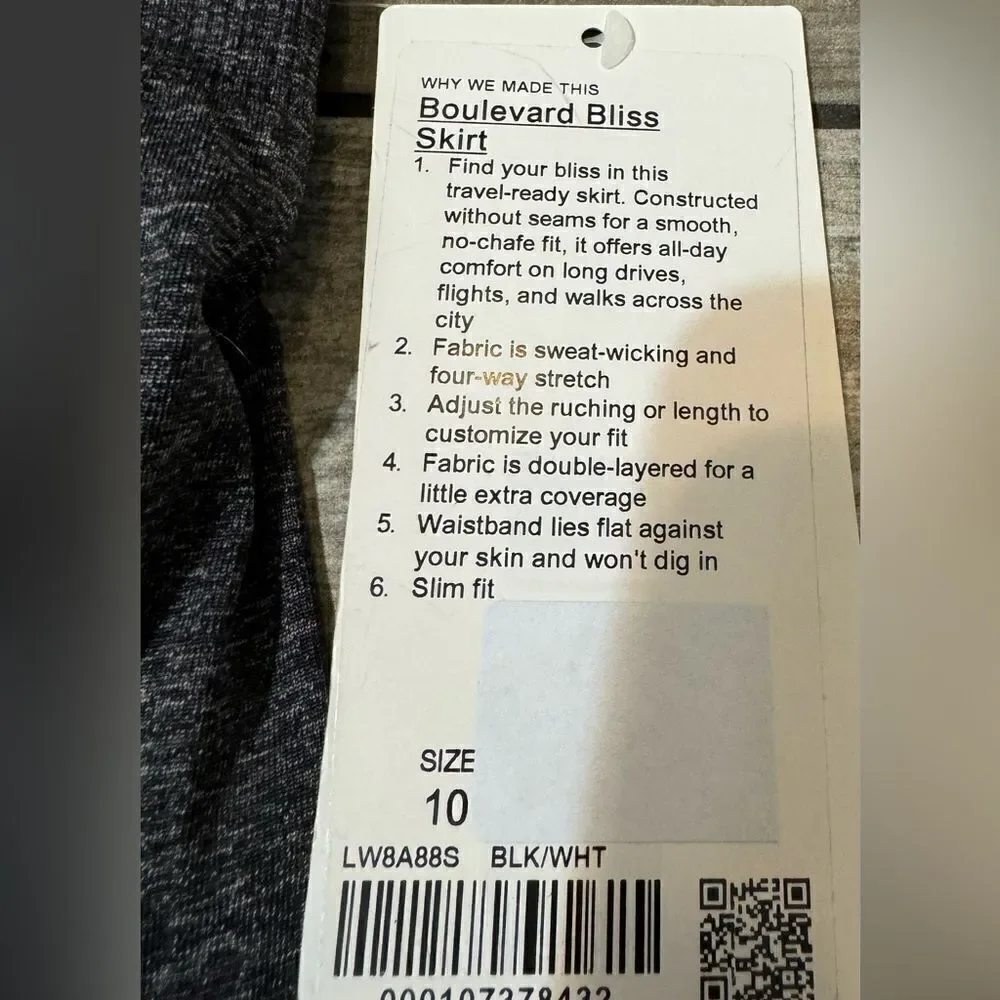 NWT Lululemon Boulevard Bliss Skirt